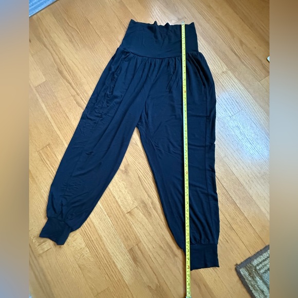 Athleta Jogger Black Pants XS Petite - Picture 4 of 8
